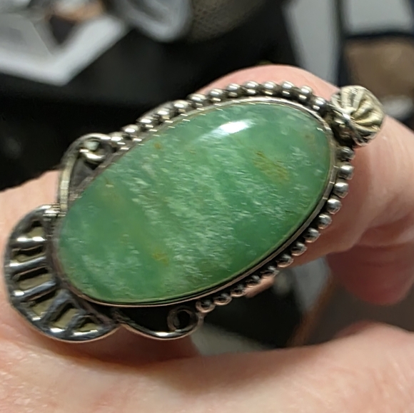 Jade Cabachon 925 Sterling Silver Ring Size 6 - Picture 2 of 4